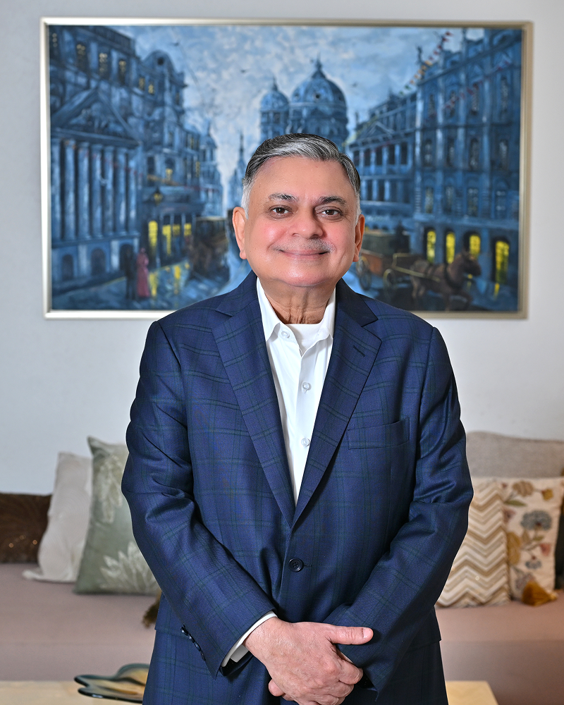 Mr. Vineet Nanda